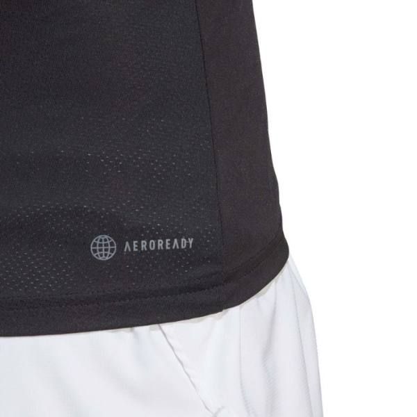 Detalle de la camiseta Adidas Club de tirantes