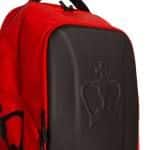 Detalle de la mochila Black Crown Urus Roja