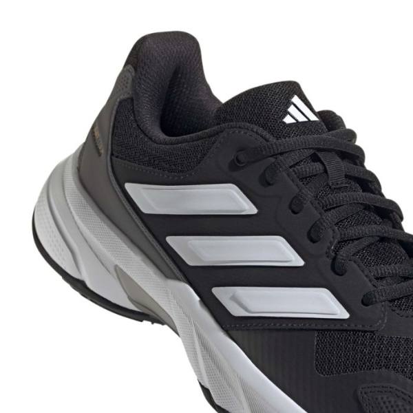 Detalle de las zapatillas Adidas Courtjam Control Clay Negras
