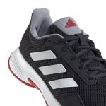 Detalle de las zapatillas Adidas Gamecourt Lite Negras