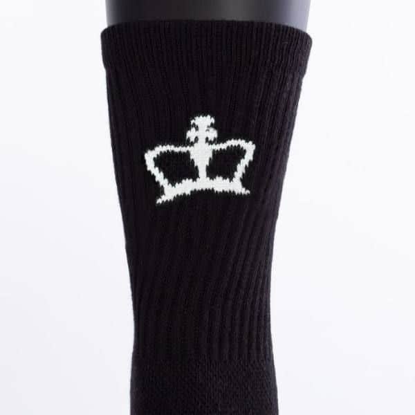 Detalle del logo de Black Crown