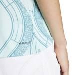 Detalle de la camiseta Adidas