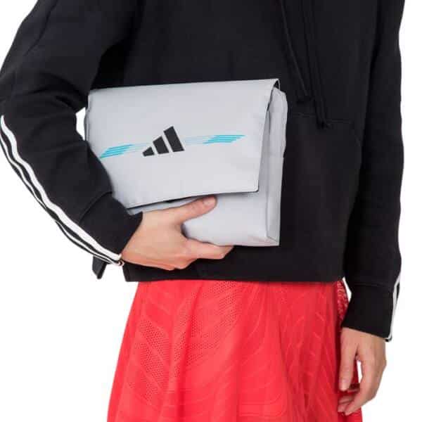 Neceser Adidas Martita Ortega 2025