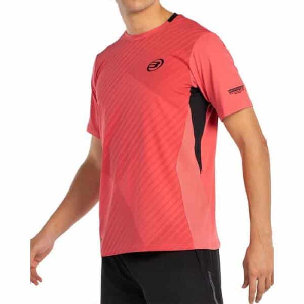 Perfil de la Camiseta Malmok de Bullpadel en color hibisco
