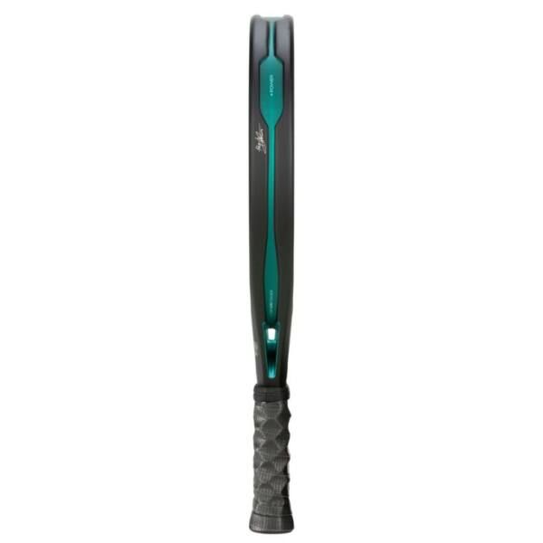 Perfil de la Pala Bullpadel Hack Hybrid
