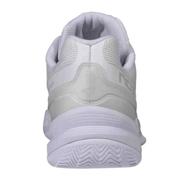 Detalle de las Zapatillas NOX AT10 Pro Blancas