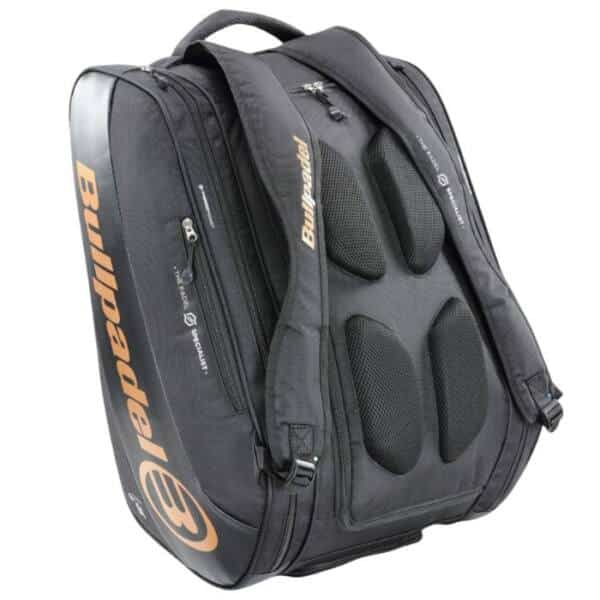 Paletero Bullpadel Vertex Negro 2025