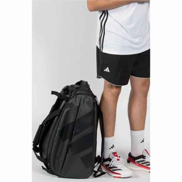 Detalle del Paletero Adidas Black 2026