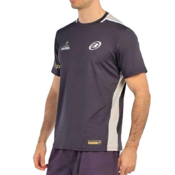 Camiseta Bullpadel Brece carbón - Premier Padel Camiseta Bullpadel Brece carbón - Premier Padel