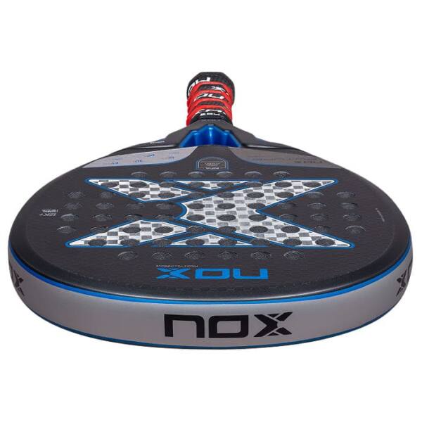 Pala de pádel NOX del 2025 - Modelo Future Hybrid 12K