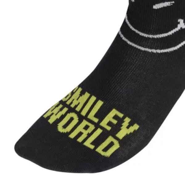 Detalle de los Calcetines Adidas Smiley World