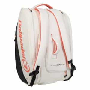 Paletero Elite de Bullpadel en color blanco Gemma Triay