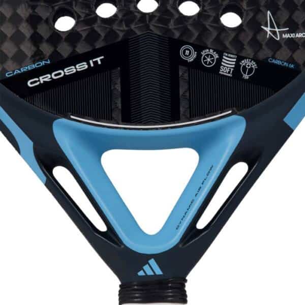 Puente de la Pala Adidas Cross It Carbon de Maxi Arce