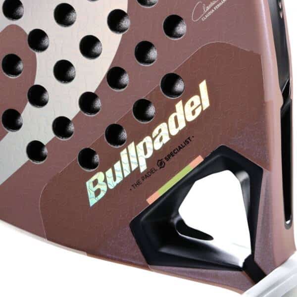 Detalle de la Pala Bullpadel Wonder