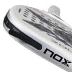 Detalle de la Pala NOX AT10 Genius Attack 12K 2026