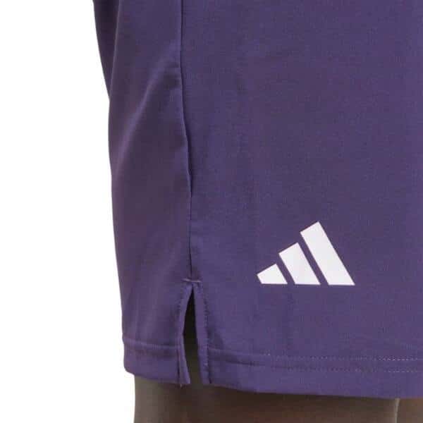 Detalle del Pantalón corto Adidas Club Morado