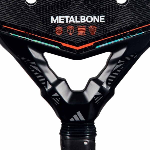 Pala-Adidas-Metalbone-Ale Galán-5.jpg