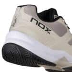 Detalle de las Zapatillas NOX AT10 Pro Pluma
