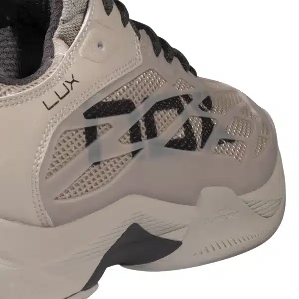 Detalle de las Zapatillas NOX AT10 LUX Pluma