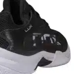 Detalle de las Zapatillas NOX AT10 LUX Negras