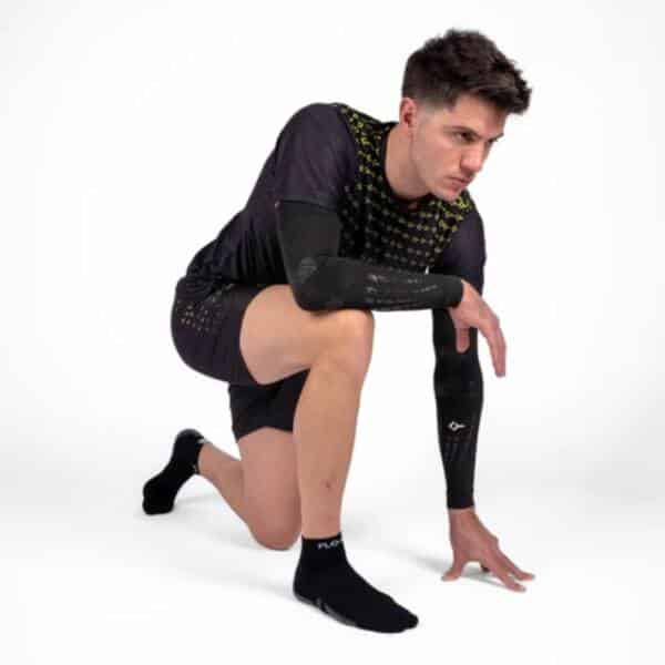 Detalle de los Calcetines Floky GRF Short Negros