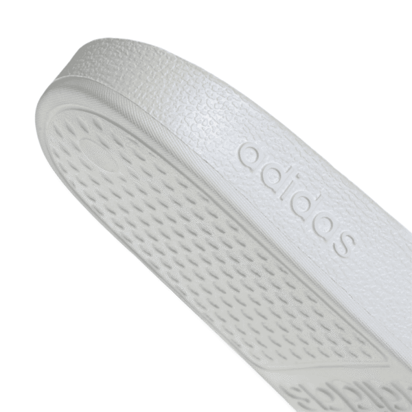 Chanclas Adidas Adilette Blancas-Azules-Rojas 2026