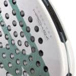 Detalle de la Pala Bullpadel Hack 04 Premier Padel 2026