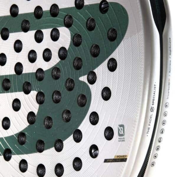 Detalle de la Pala Bullpadel Hack 04 Premier Padel 2026