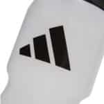 Detalle del Bidón de Agua Adidas Transparente
