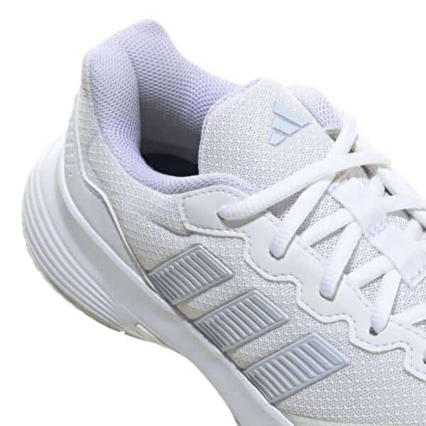 Detalle de las Zapatillas Adidas Gamecourt 2 Woman Blanco/Azul