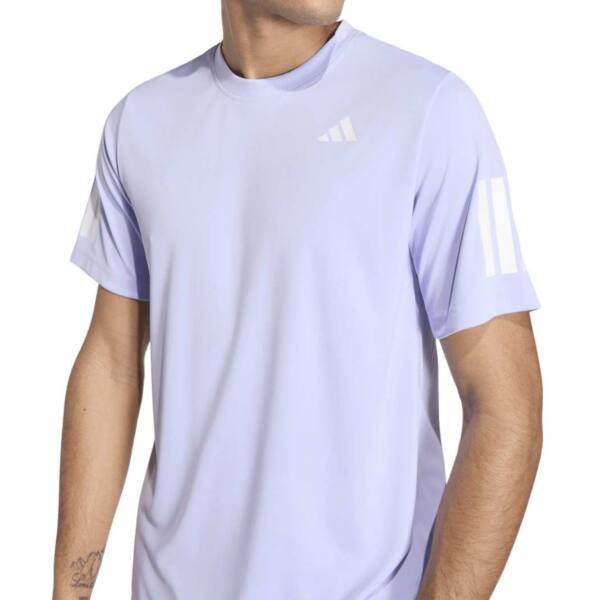 Detalle de la Camiseta Adidas Club 3STR Violet