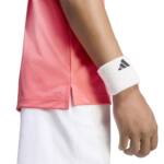 Detalle de la Camiseta Adidas Club Pure Turbo