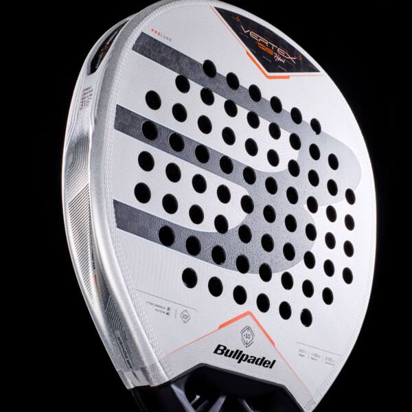 Detalle de la Pala Bullpadel Vertex 05 Hybrid 2027