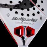 Detalle de la Pala Bullpadel Hack 05 2027