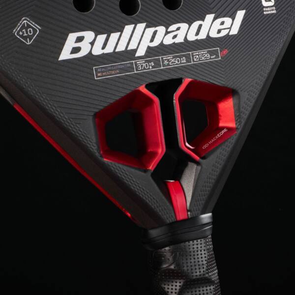 Detalle de la Pala Bullpadel Hack 05 Hybrid 2027