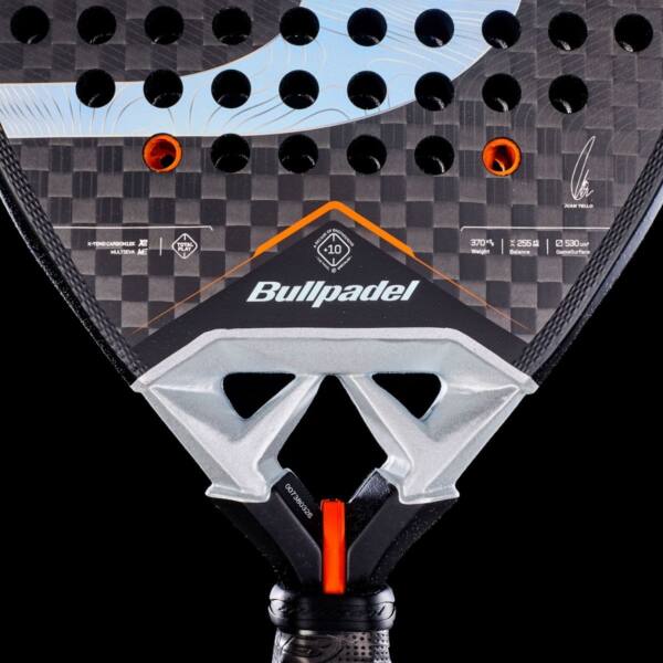 Detalle de la Pala Bullpadel Vertex 05 2027