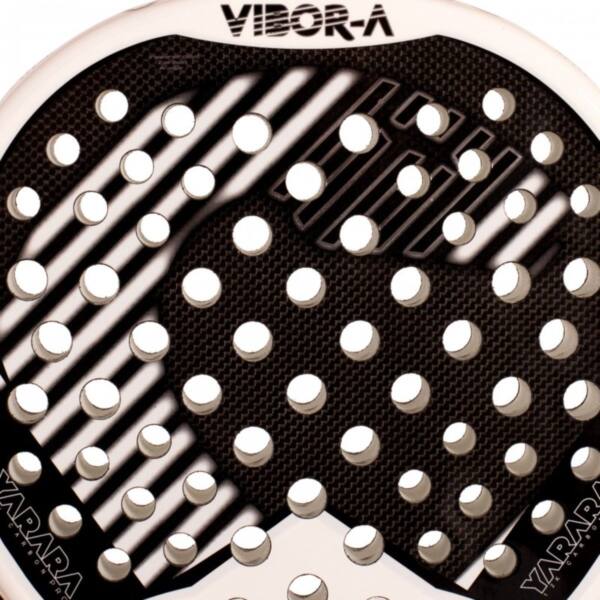 Detalle de la Pala Vibora Yarara Pro White 2.0 2026